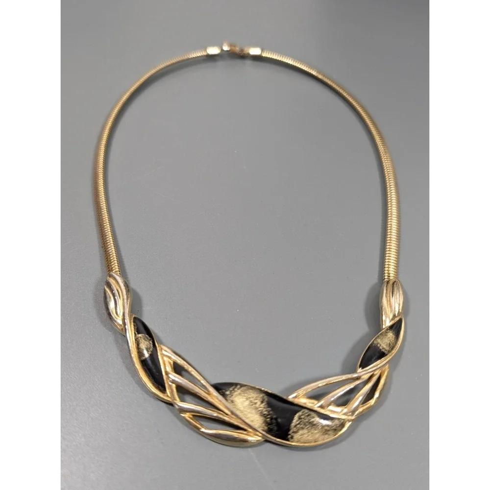 Vintage Gold Tone Omega Chain Necklace Black Enamel V Bar Statement 16" - Picture 2 of 11